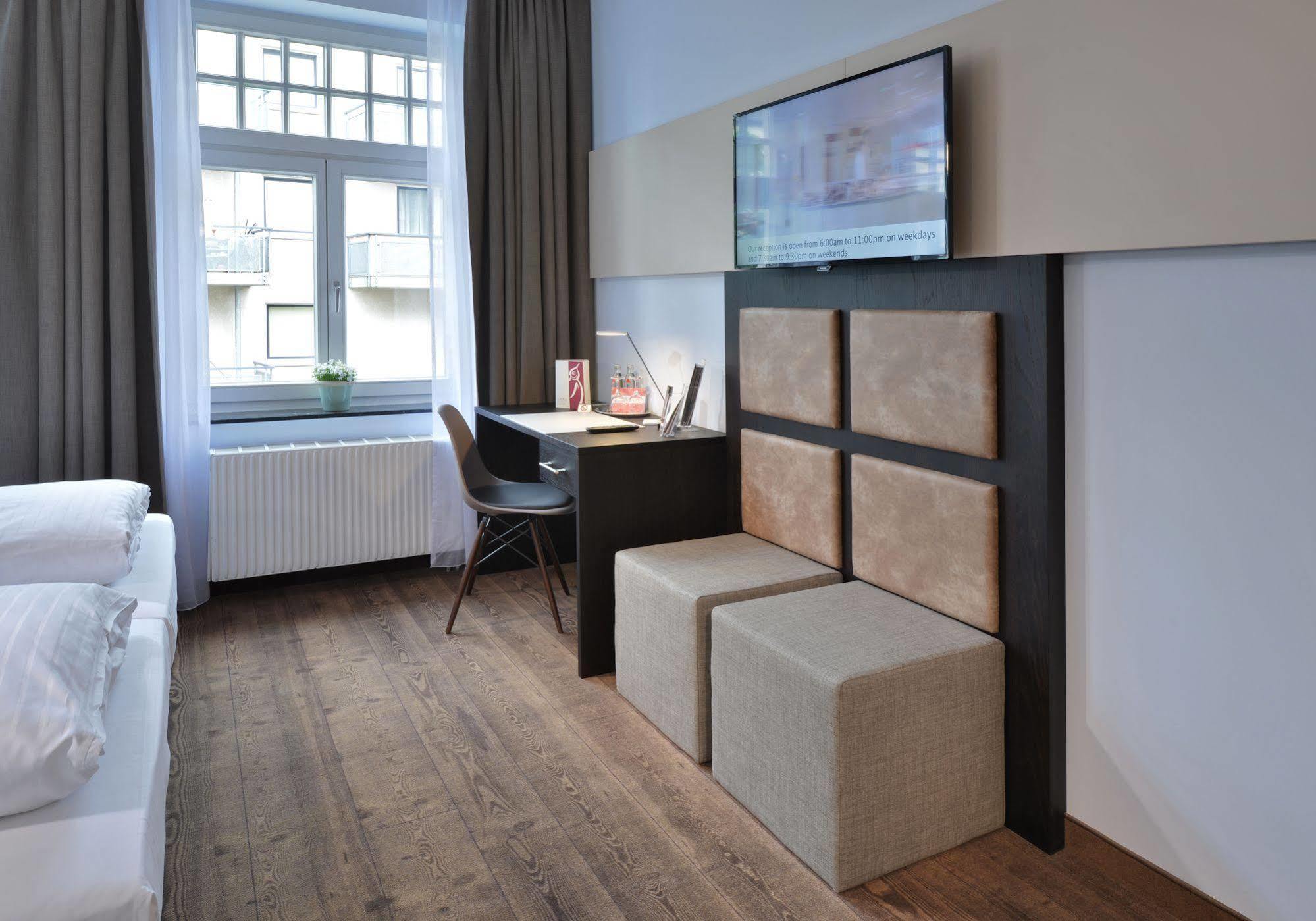 Uhu Superior Hotel Köln